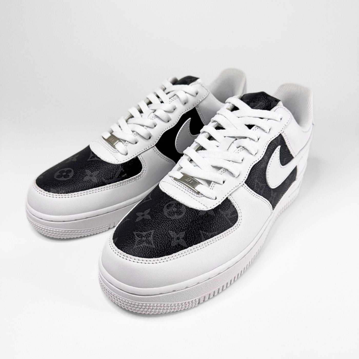 Black Monogram LV Air Force 1