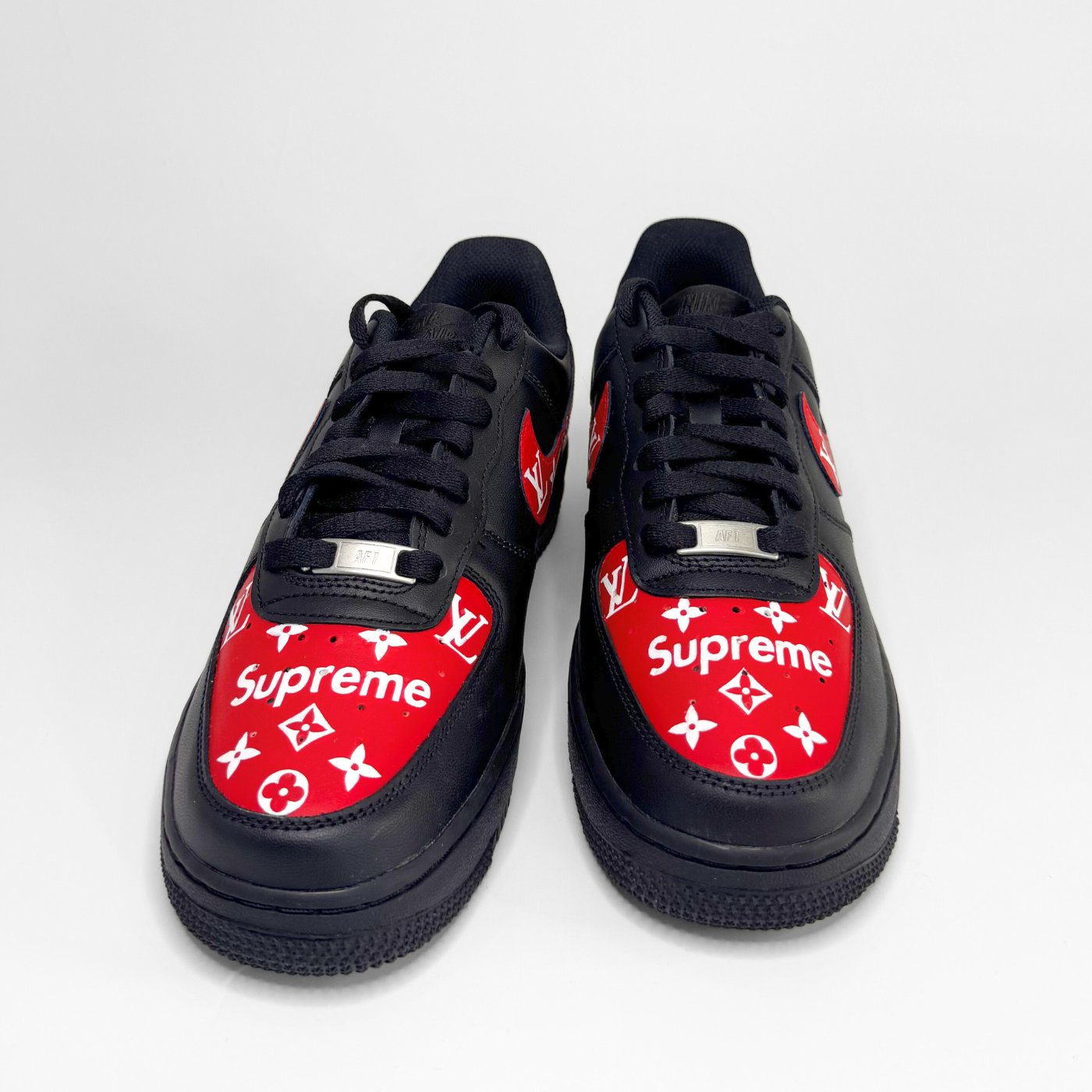 Supreme x LV Black Air Force 1