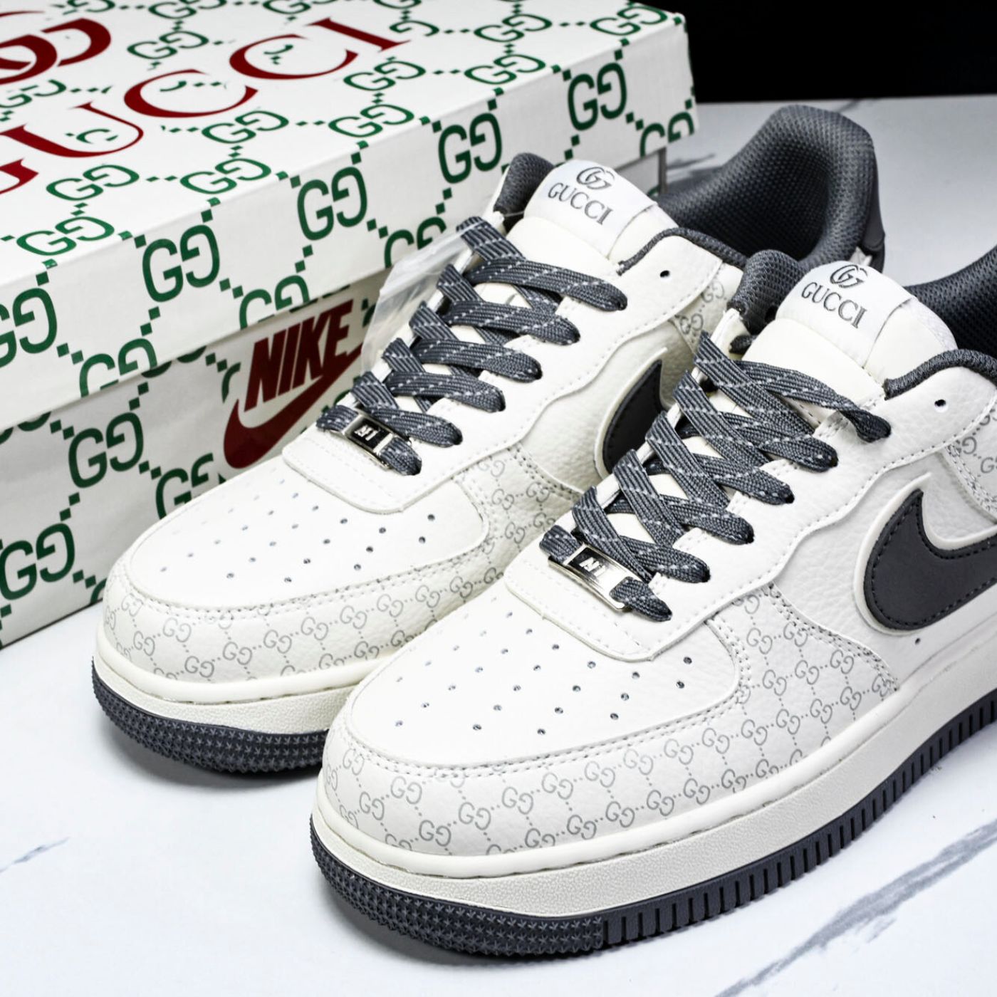 GG Royale Air Force 1