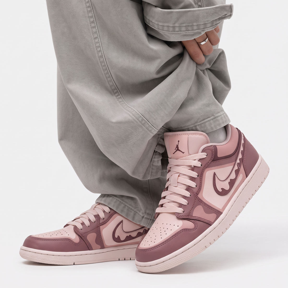 Monochrome Ripple Air Jordan 1 Low