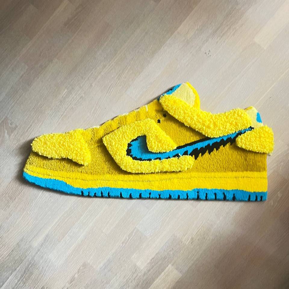 SB Dunk Low Grateful Dead Bears Yellow Rug