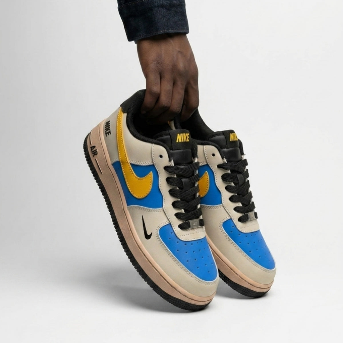 Royal Gold Air Force 1