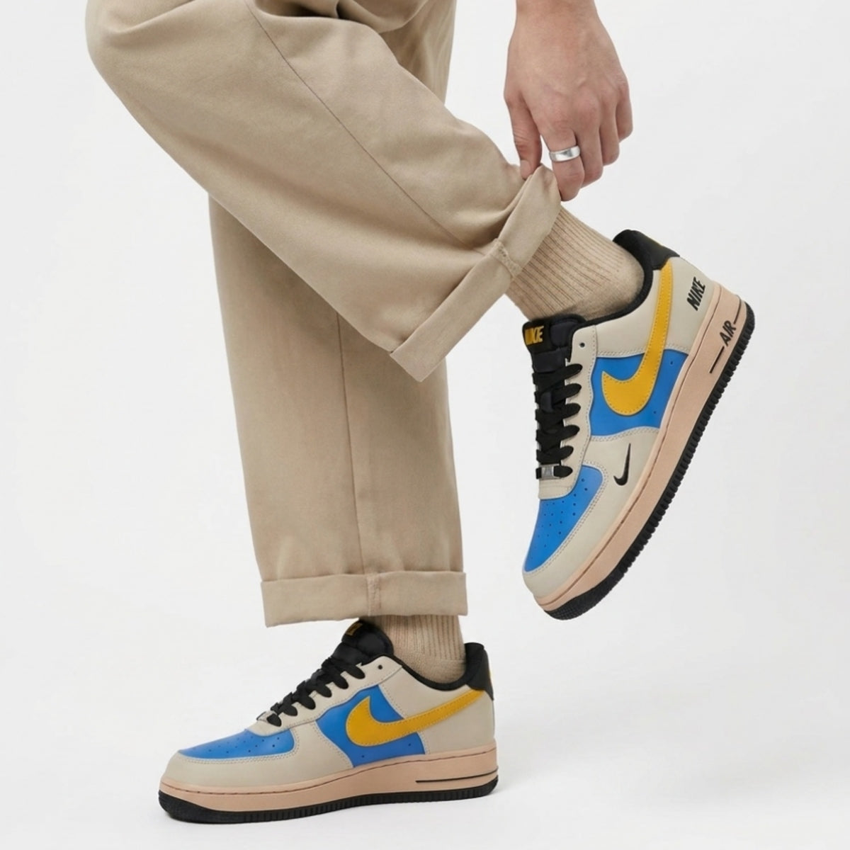 Royal Gold Air Force 1