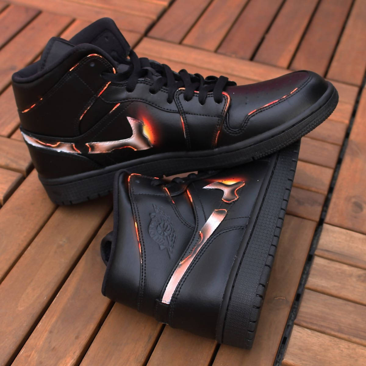 'Burning Swoosh' Air Jordan 1 Mid