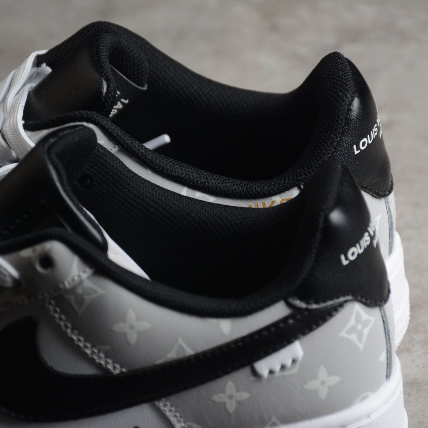 Royal Gray LV Air Force 1