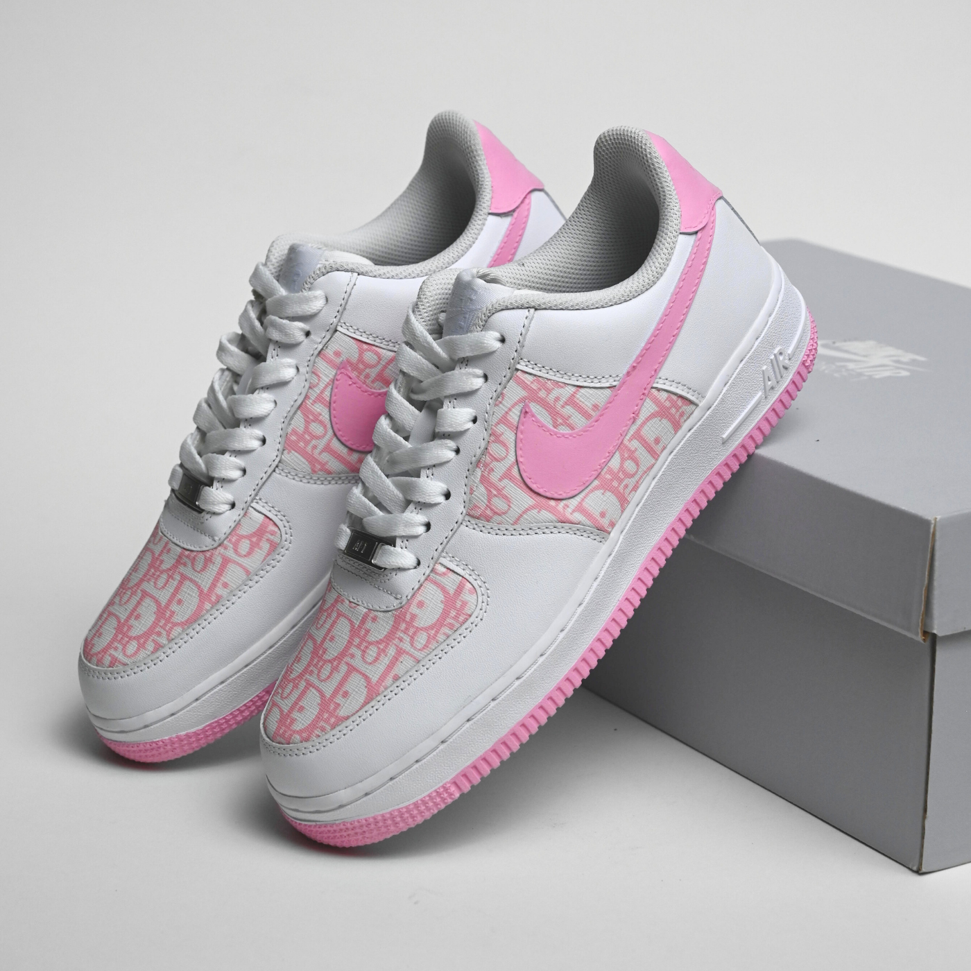 Baby Pink Dior Air Force 1