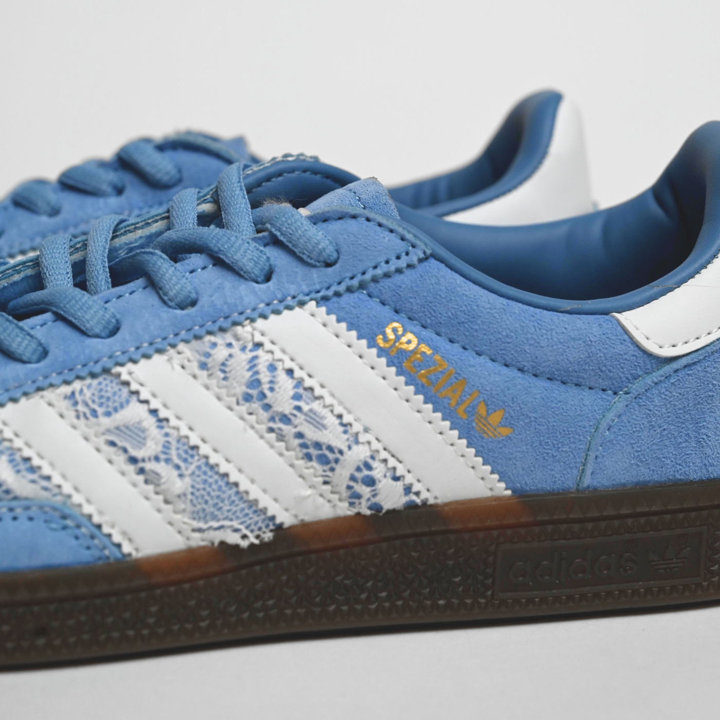 Flower Lace Blue Ice Adidas Spezial