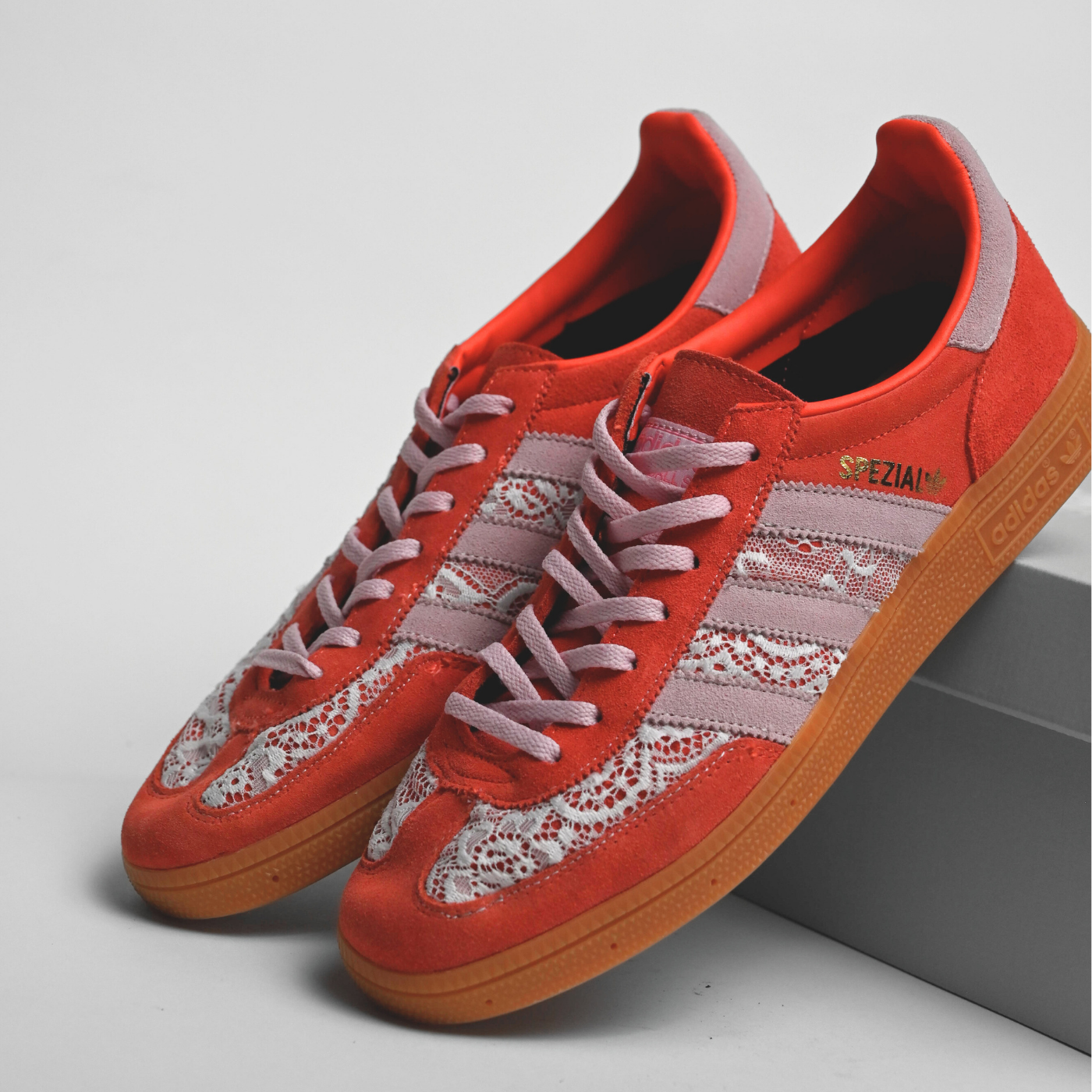 Flower Lace Burnt Clay Adidas Spezial