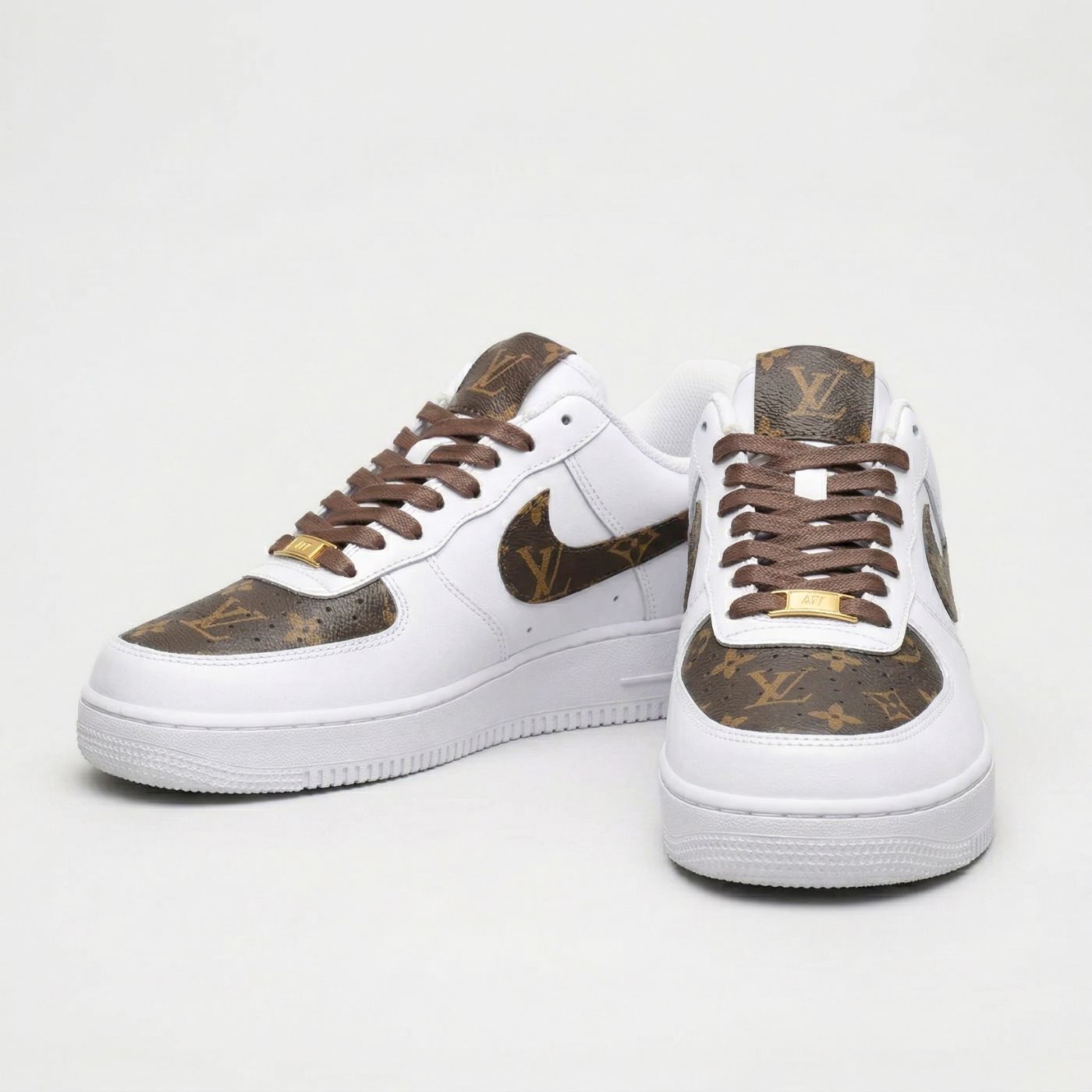 LOUIS VUITTON × NIKE AIR FORCE 1 LOW 【公式通販】
