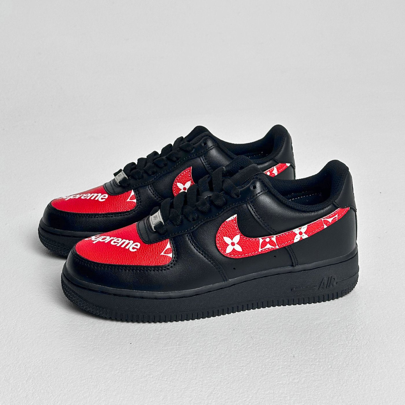 Supreme x LV Black Air Force 1