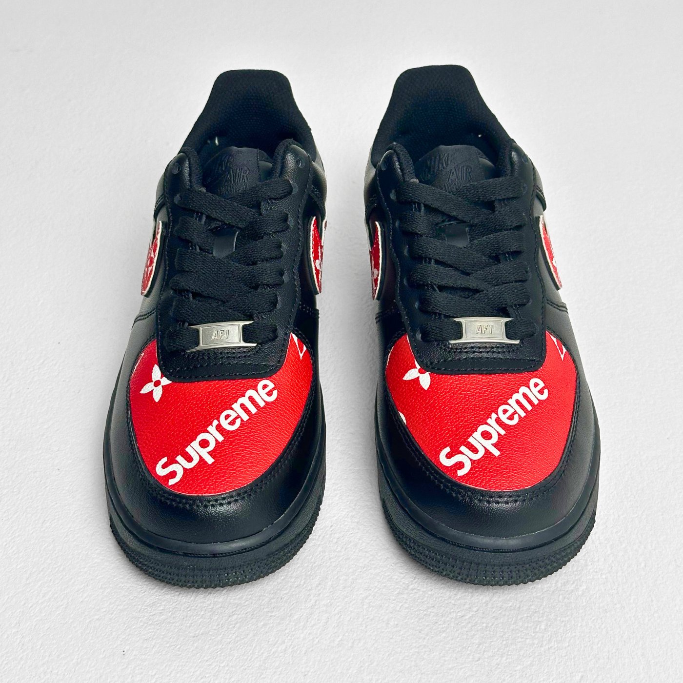 Supreme x LV Black Air Force 1