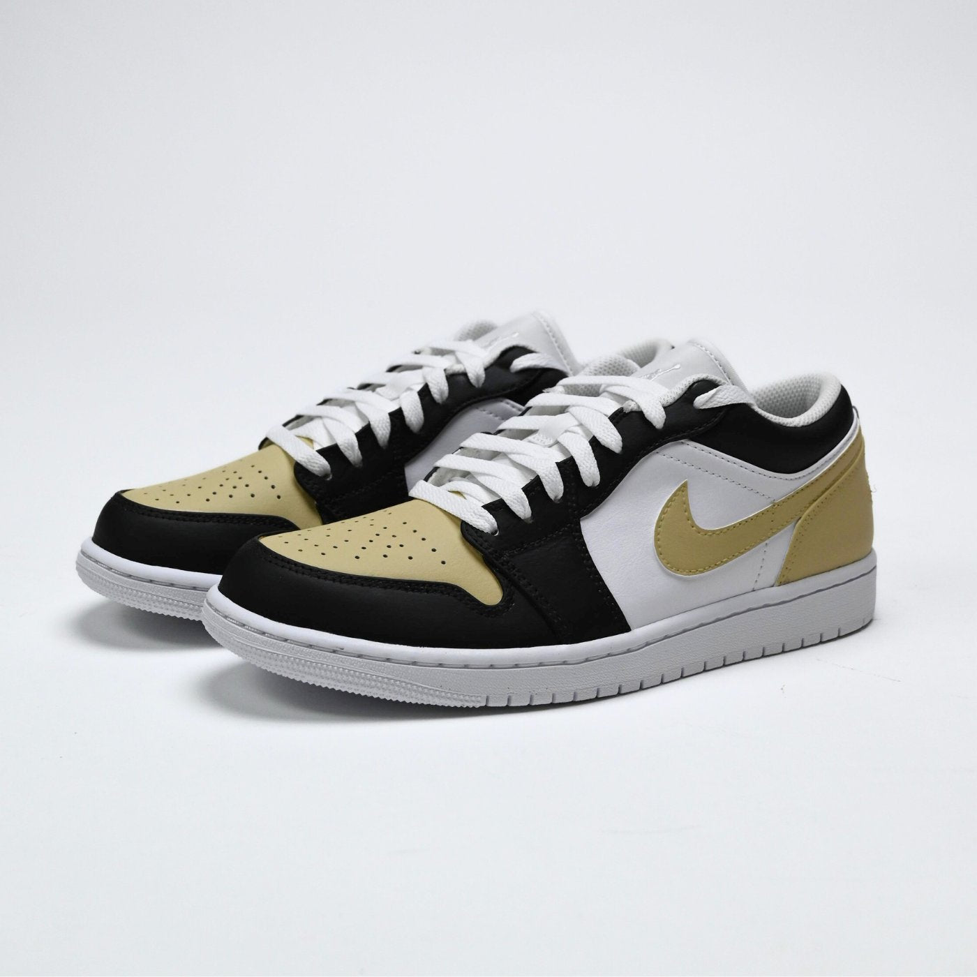 Oak Air Jordan 1 Low