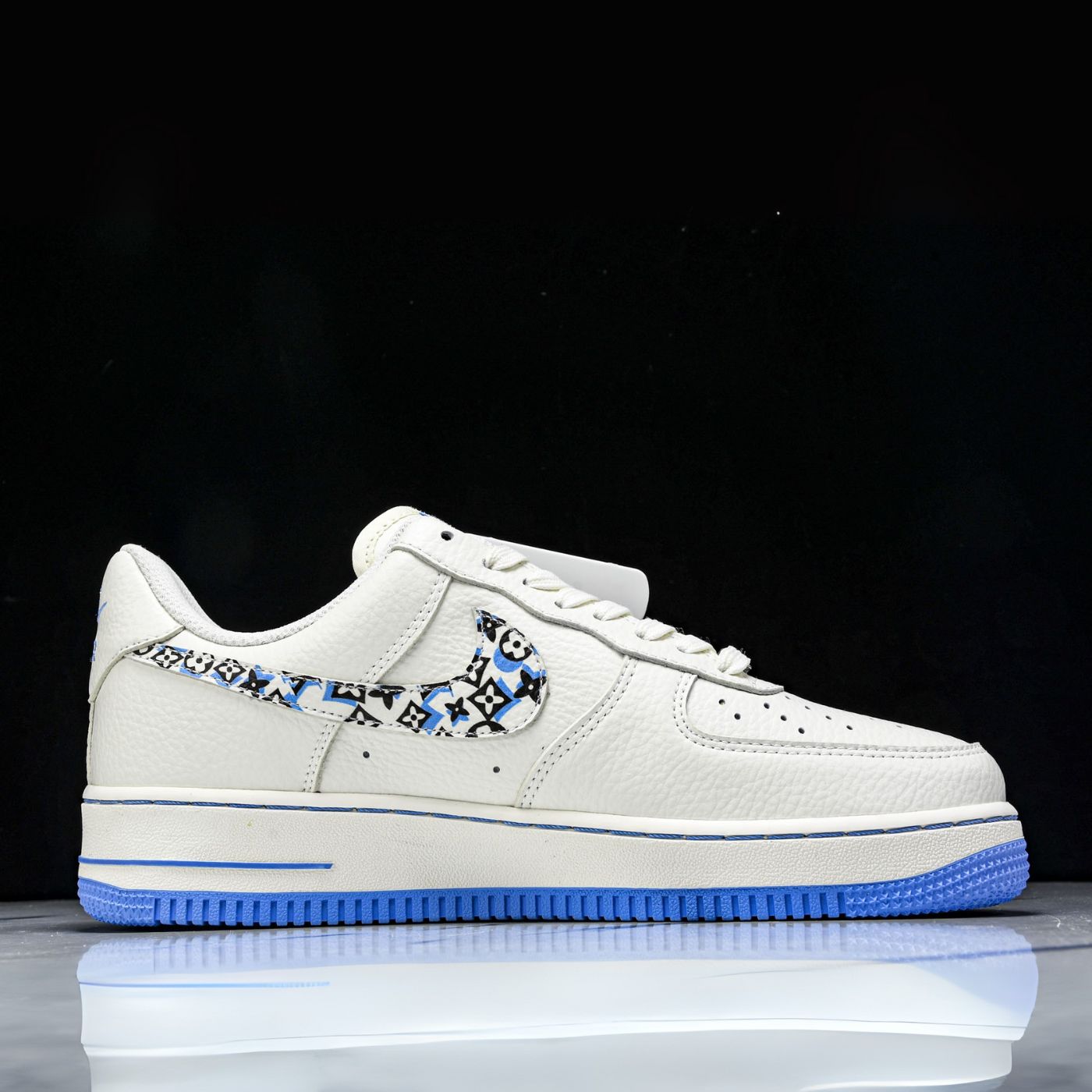 Frosted Label LV Air Force 1