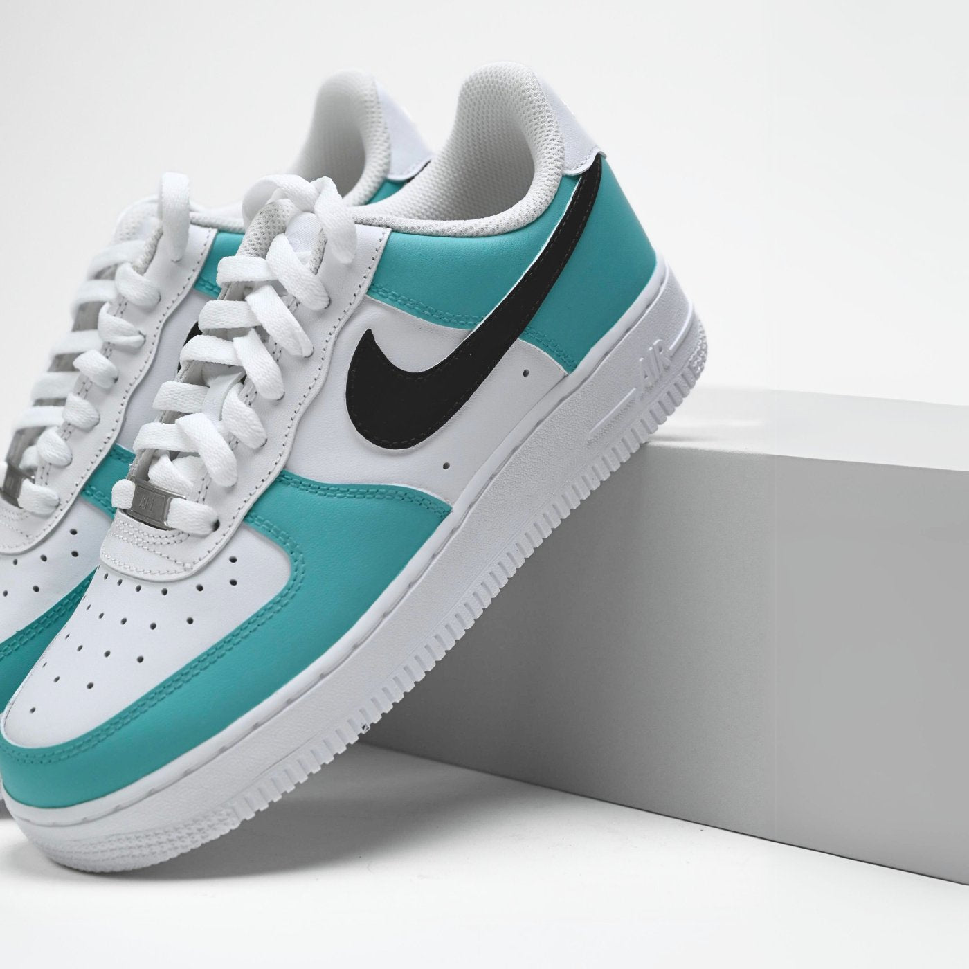 Tiffany Blue Air Force 1