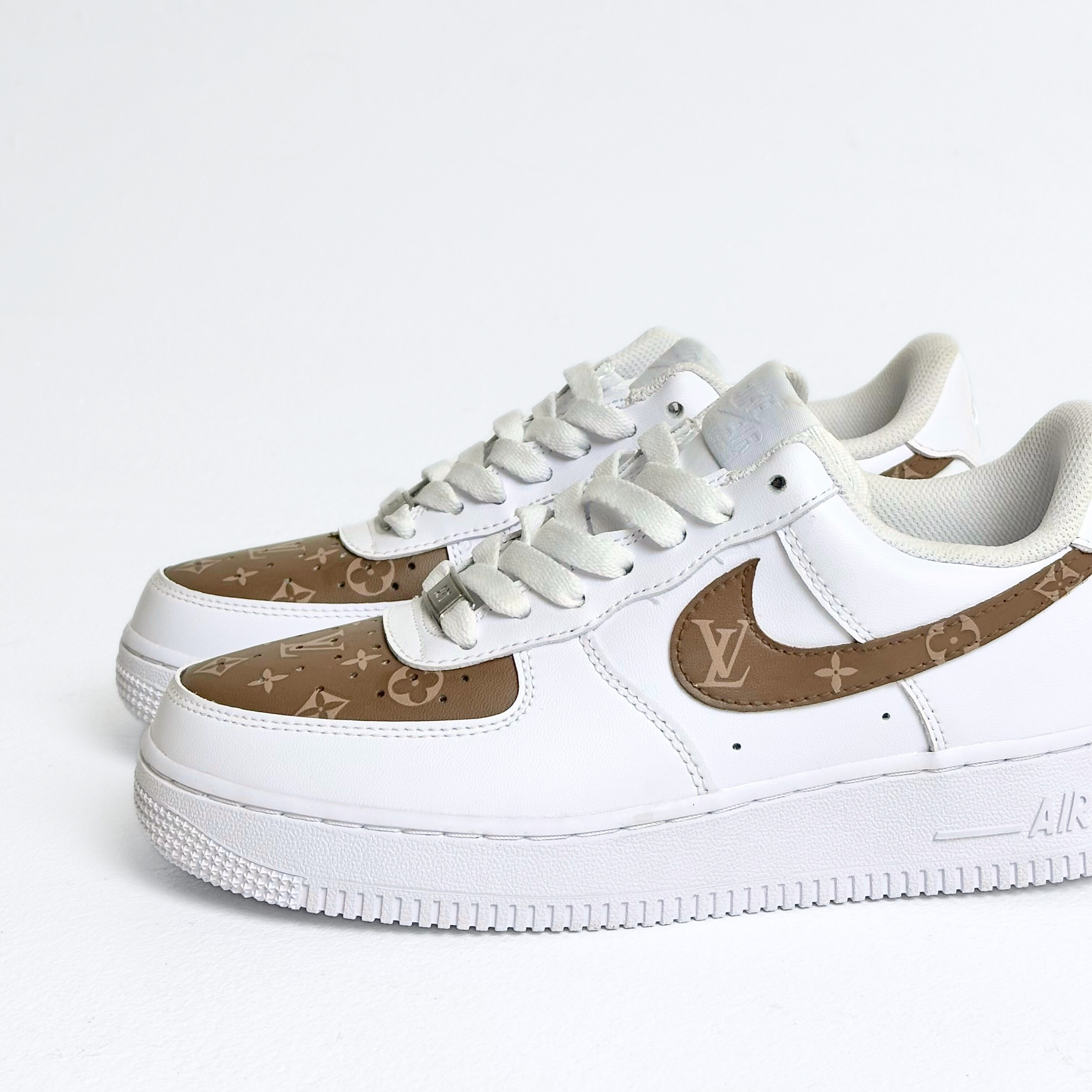 Brown LV Air Force 1