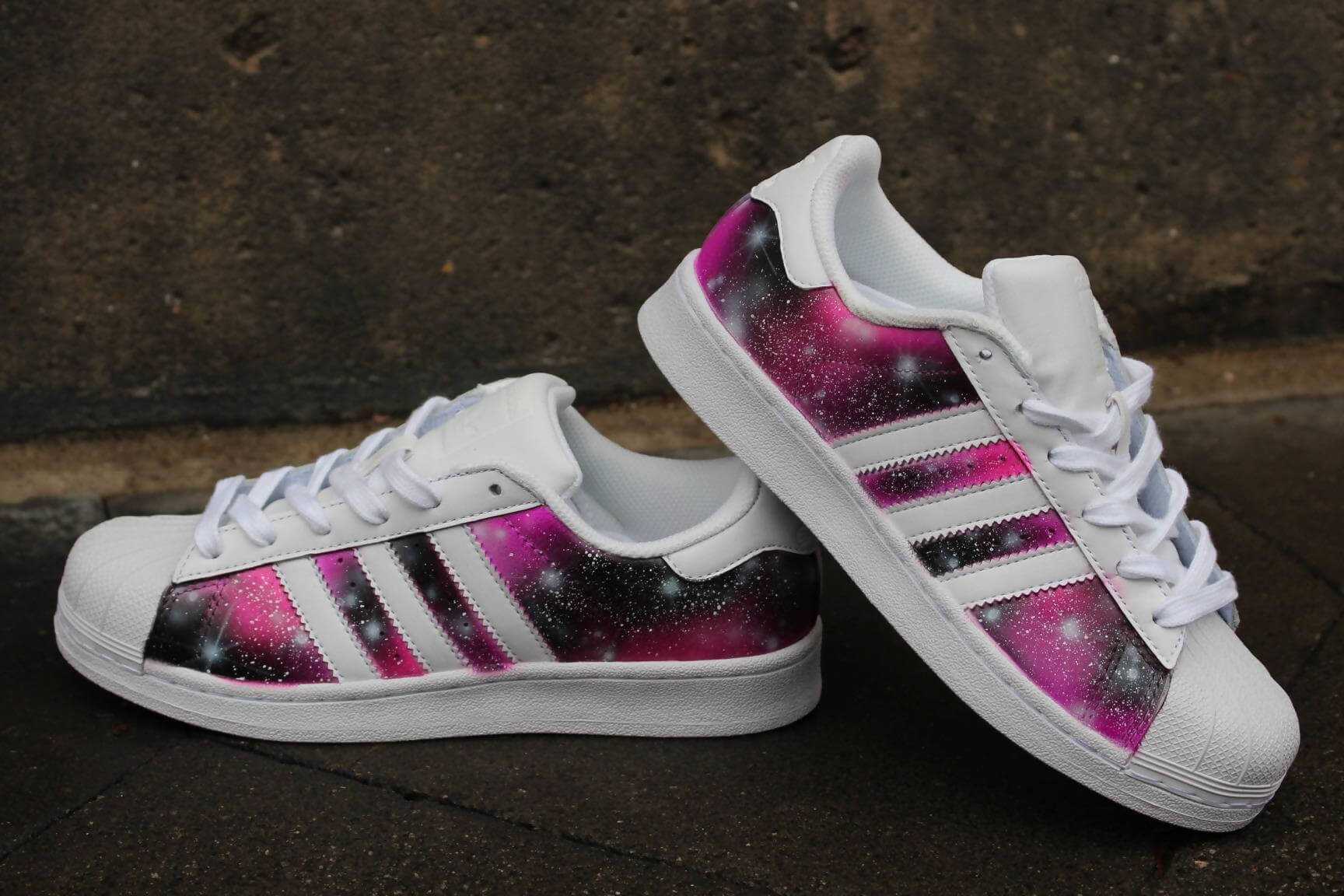 Galaxy adidas superstars hotsell