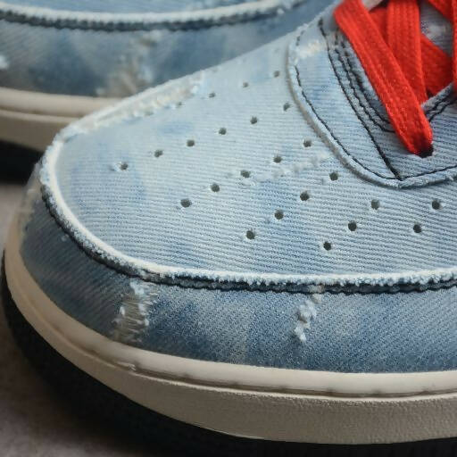 "Levi's" Air Force 1